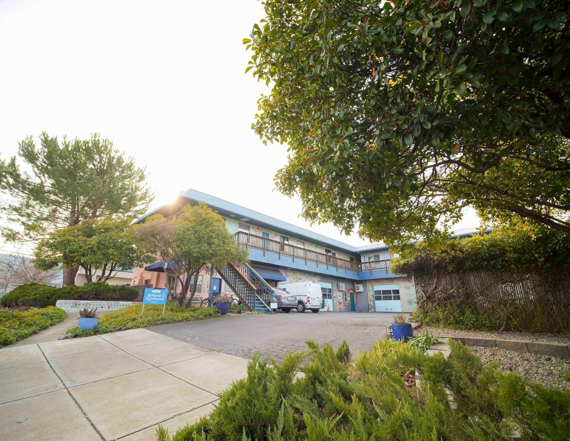 Ashland Commons Hostel Exteriér fotografie